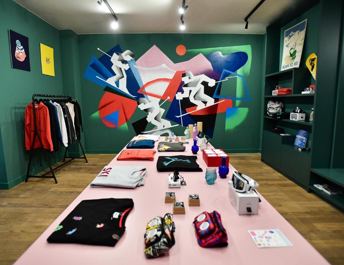 Gudauri Lodge エクステリア 写真 The interior of the store
